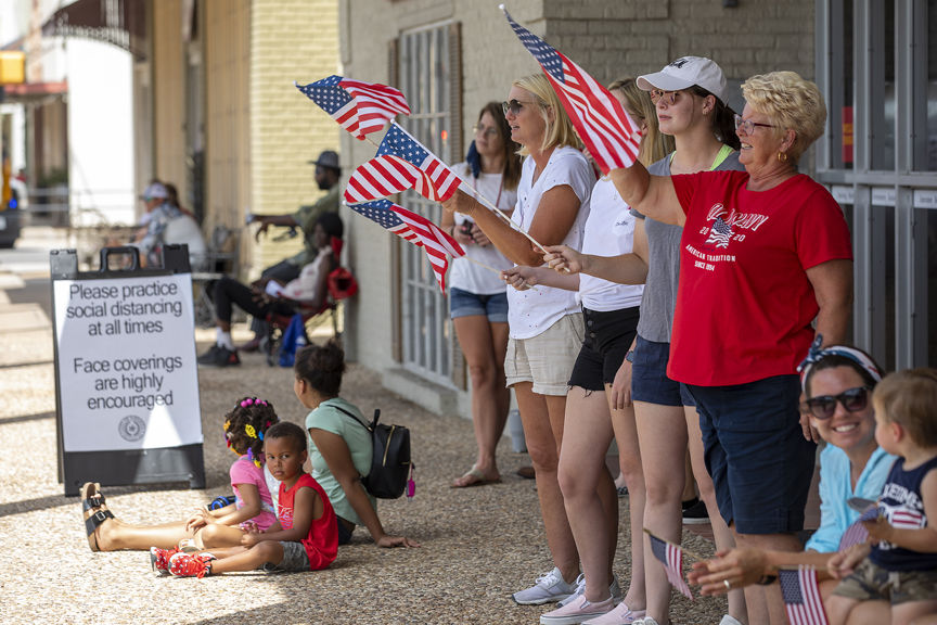 Navasota parade
